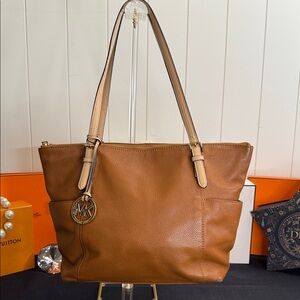 Michael Kors Tan Jet Set Leather Tote